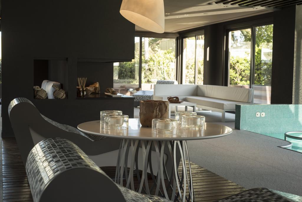 Ville Saint Germain Apart Hotel & Spa Carilo Exterior foto